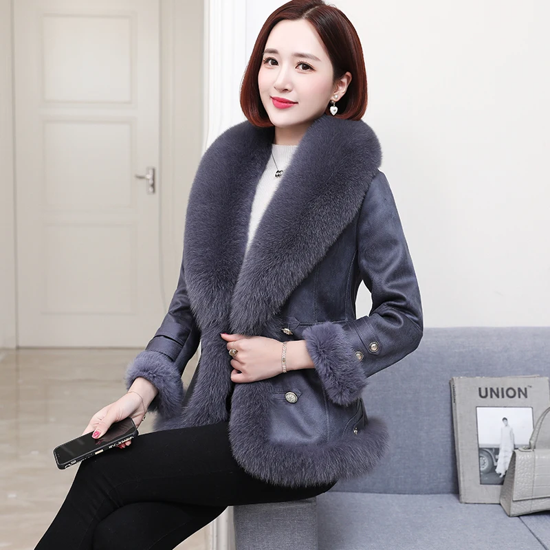 Женское зимнее пальто из натуральной кроличьей кожи с воротником лисьего меха