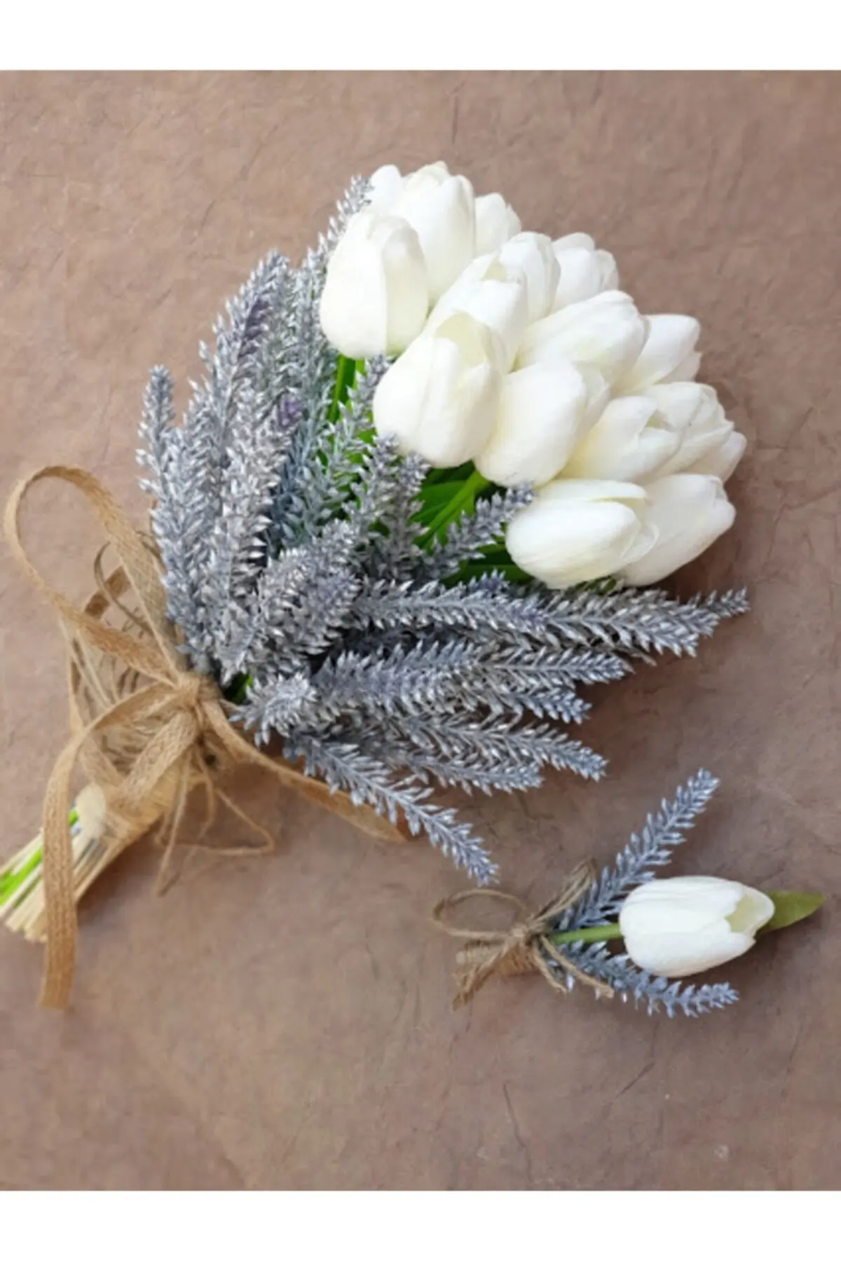 

Bridal Accessories Wet Tulips And Silver Details Bride