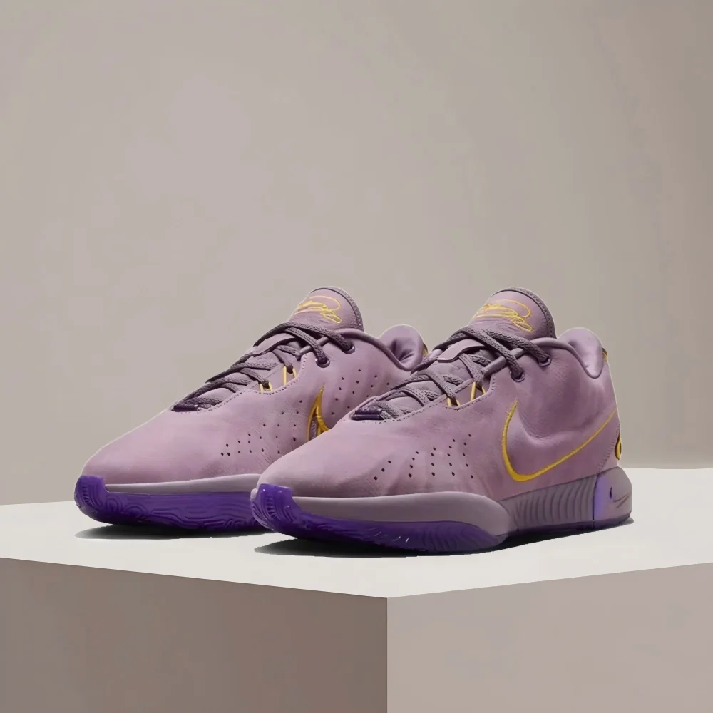 Фото Кроссовки Nike LeBron 21 «Purple Rain» — удобные и универсальные низкие баскетбольные кроссовки с амортизацией из пены, мужские, FV2346-500 №1