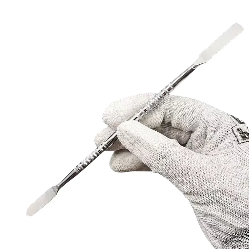 

Набор инструментов для ремонта телефонов