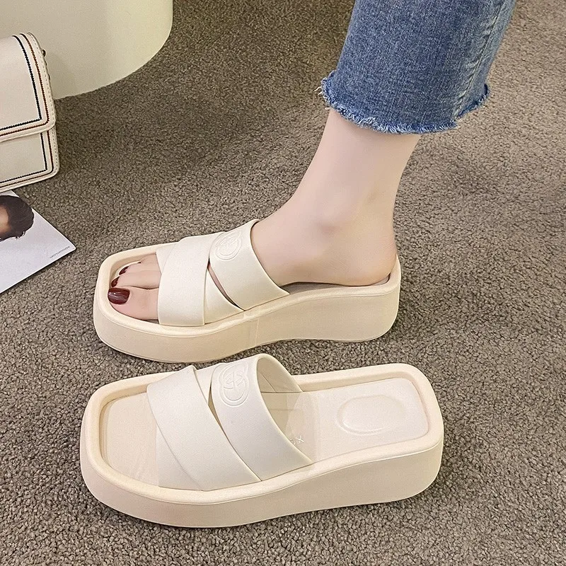 

2023 Summer Fashion Shoes for Ladies Peep Toe Women's Slippers Platform Wedge Sandals Square Toe Solid Casual Slippers Women