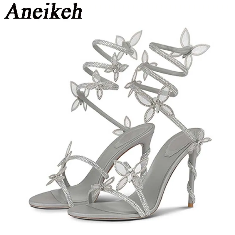 

Aneikeh2024 модные сексуальные блестящие сандалии на высоких каблуках с хрустальными стразами бабочками и цветами женские летние сандалии из искусственной кожи с круглым носком свадебное платье