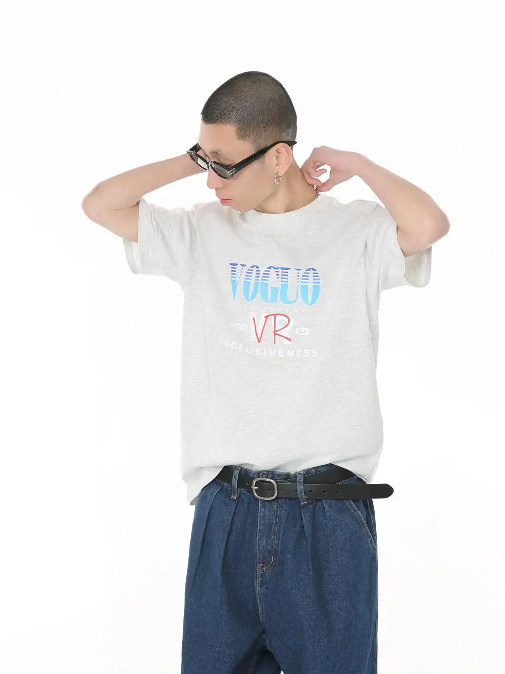 Футболка Voguo Relay с оригинальным дизайном и принтом белая черная мужская женская