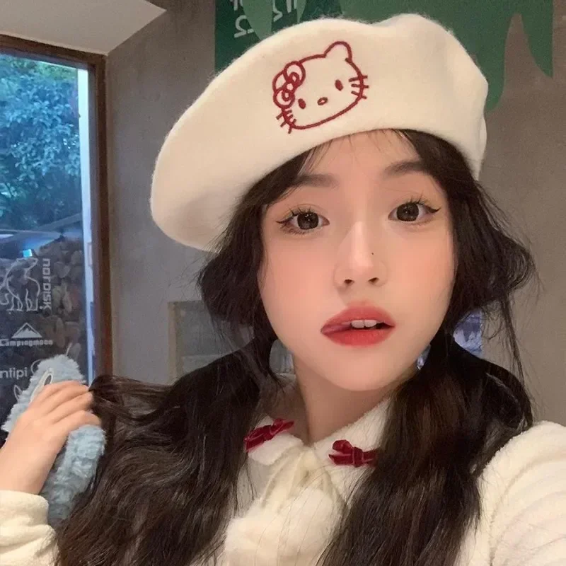 

Женский берет в стиле ретро, Осень-зима