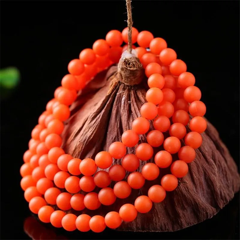 

Оригинальные женские и мужские браслеты из красного агата 108