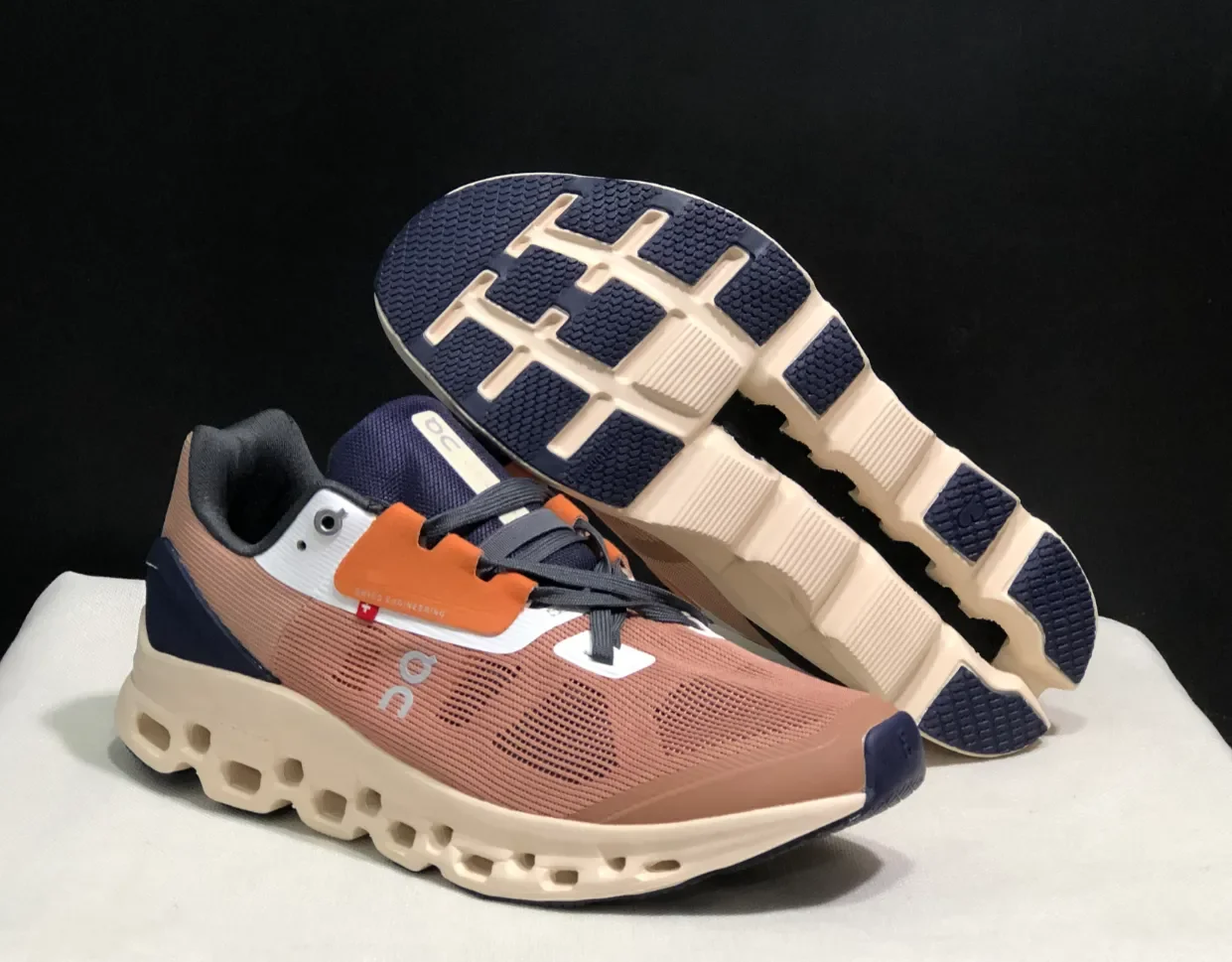 

Cloud Men Women Cloudstratus Form Runner Shoes Unisex Breathable Ultralight Running Cushion Casual Sneakers Original On Quality