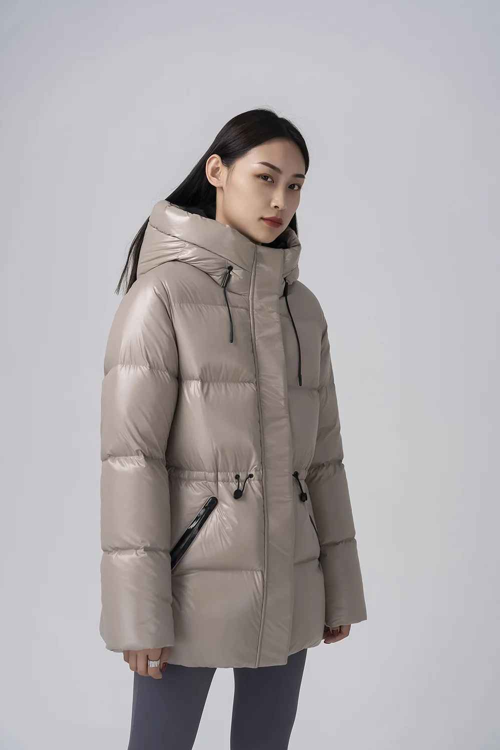 90 Goose Down Jacket Female Waterproof High-end Warm Hooded Design Thickened Short Coat Autumn and Winter New