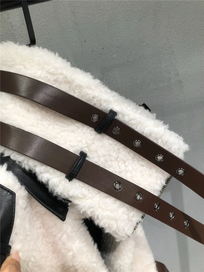 Winter Short White Genuine Leather Double Faced Fur Jacket Real Lamb Fur Motorcycle Coat Women