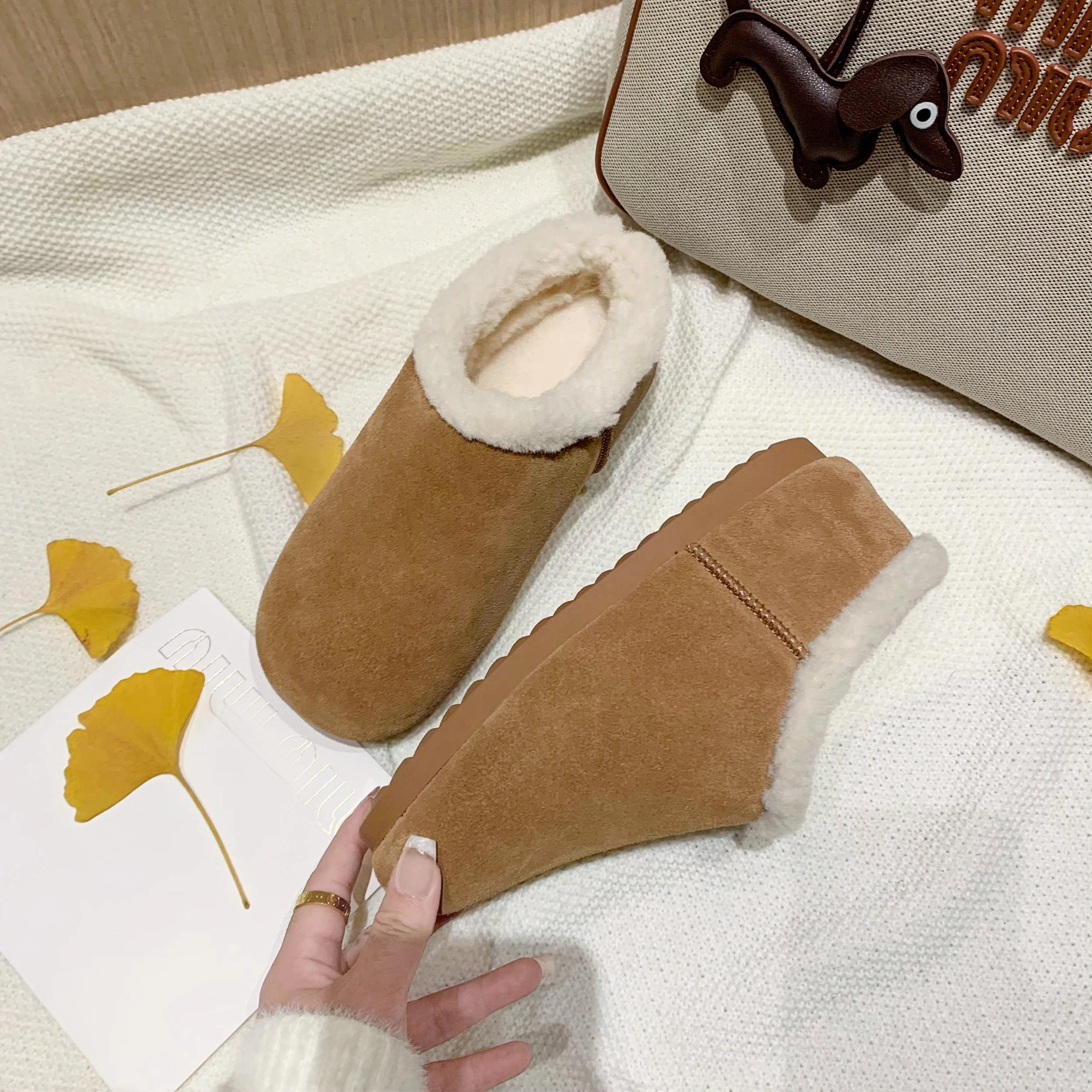 Новинка 2024 женские шлепанцы зимние сапоги обувь на платформе шерстяные меховые