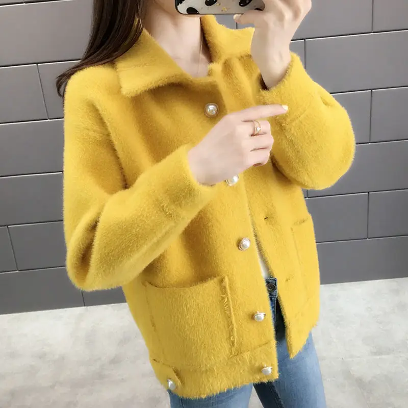 

Women 2022 Spring Autumn New Imitation Mink Velvet Coats Female Loose Knit Cardigan Jackets Ladies Short Sweater Outwear W337