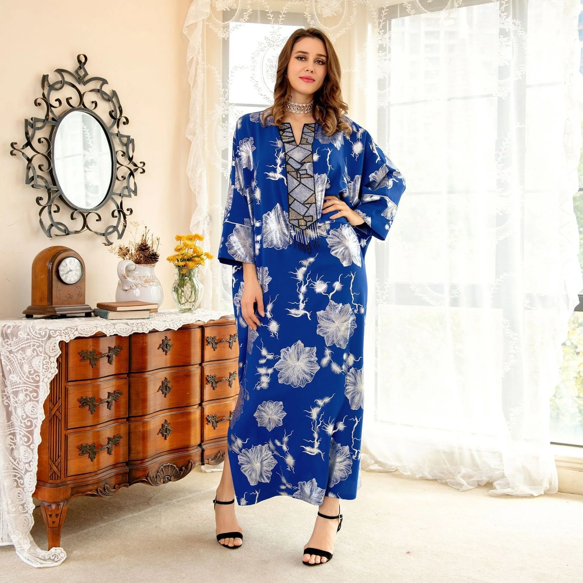 

Abaya For Women Loose Kaftan Dubai 2022 Blue Muslim Hot Gold Flower Nails Beads Dress Islamic Turkey Arab Woman Dresses