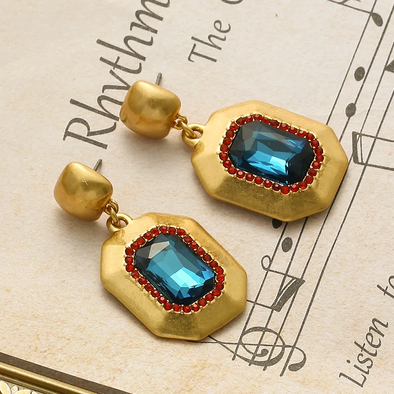 

2023 Spring Designer Fashion Trendy Sapphire Ear Dangle Square Gems 9k Gold Ear Drop Chunky Earring 14K Gold Filled Boho Jewelry