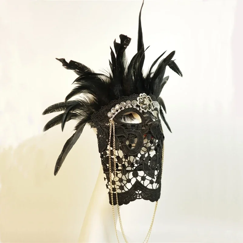 Маска женская черная кружевная для маскарада Хэллоуина
