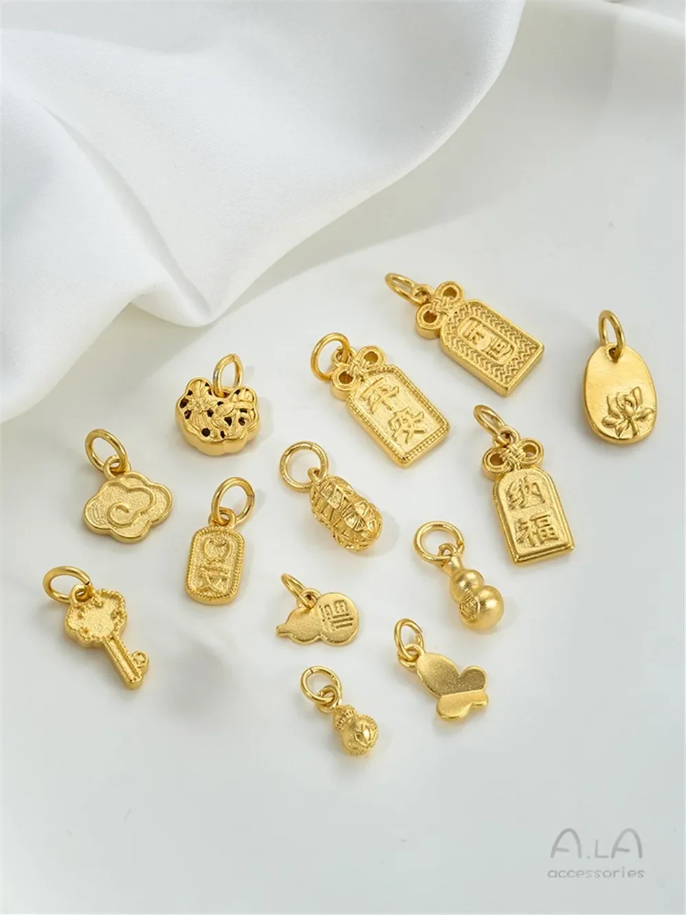 Песочное золото Fulu Тыква Подвеска Бабочка Лотос Нафу Ping An Ruyi Тег Браслет Цепочка