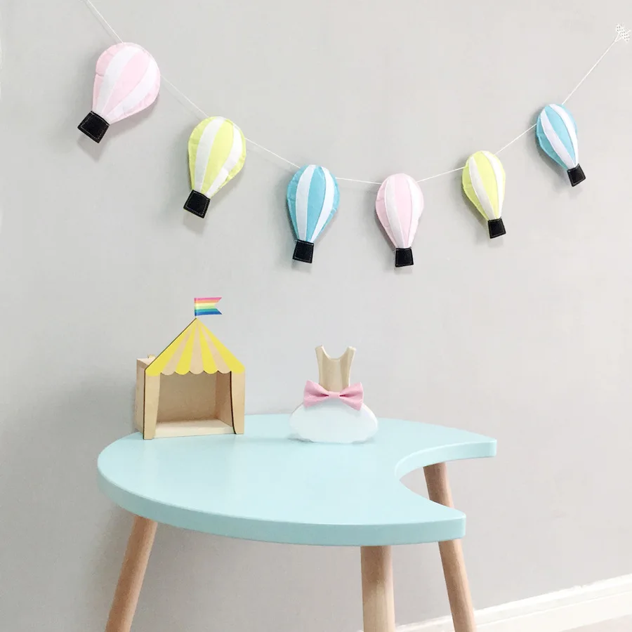 

Pull Flower Felt Hot Air Balloon String Wall Hanging Decoration Kid's Room Crib Tent Bed Curtain Nursery Korean Wall Art New Ins