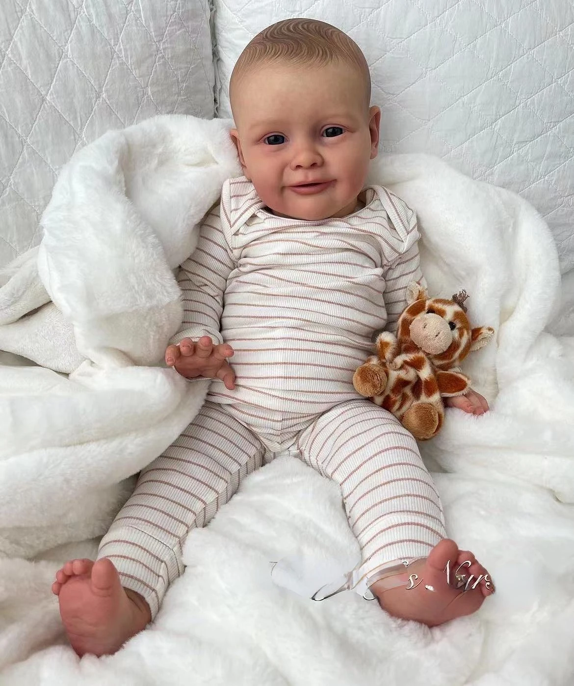 

FBBD 68CM Bebe Reborn Doll ZOE With Painted Hair By Artist Hand-Painting Art Doll Toys For Children Dolls For Children