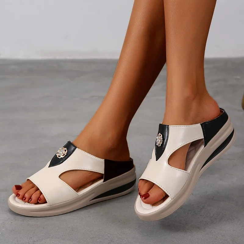 

2021 New Women's Fashion Crystal Slippers, Leather Summer Shoes, Women's Women's Slippers, Color Matching Women's Wedge Slippers