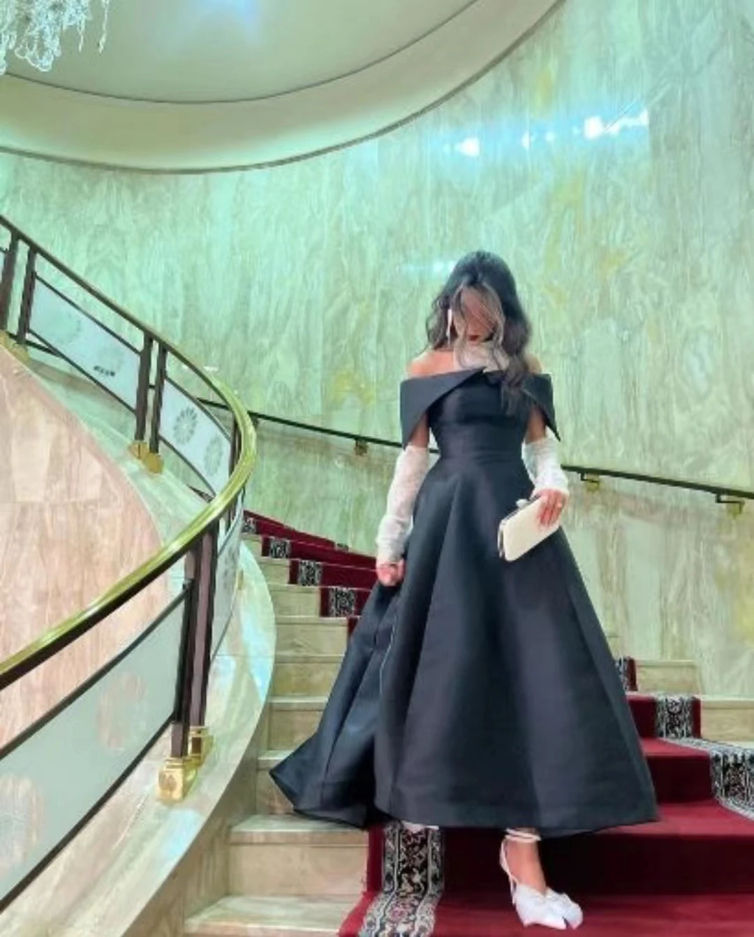 

Fabulous Black Off Shoulder Evening Dress Ankle Length Satin 2023 Vertical Pleated New Stylish New Sleeveless Prom Party Gown