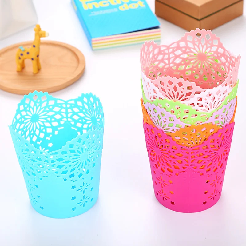 

Home Desk accessories Creative Multifunctional Hollow Flower Pen Pot Makeup Brush Holder Desktop Rubbish Storage Basket