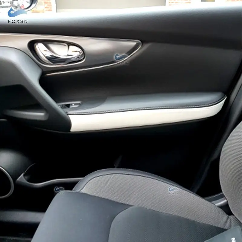 Для Nissan Qashqai J11 2016 2017 2018 4 шт. черно-белое кожаное сращивание с белой линией