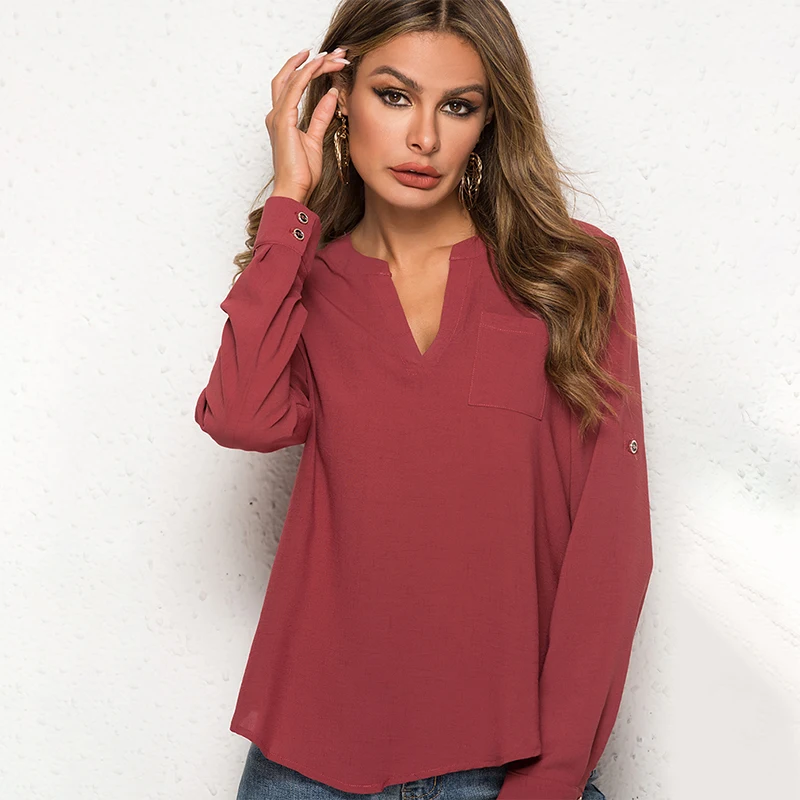 

Женская футболка с длинным рукавом, V-образным вырезом и карманами