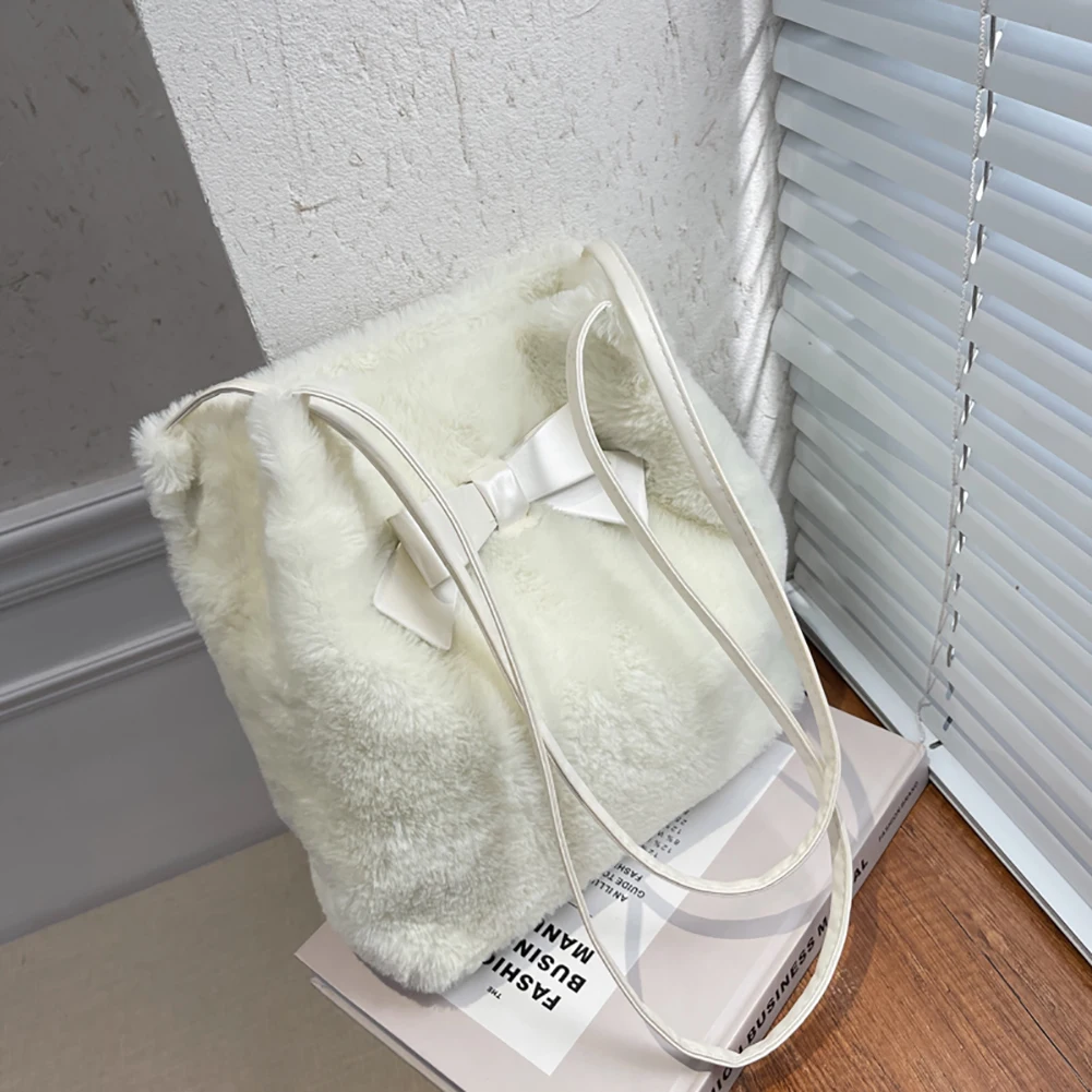 

Faux Fur Women Handbags Luxury Designer Ladies Bow Underarm Bags Winter Plush Female Furry Shoulder Bag Small Tote Purse