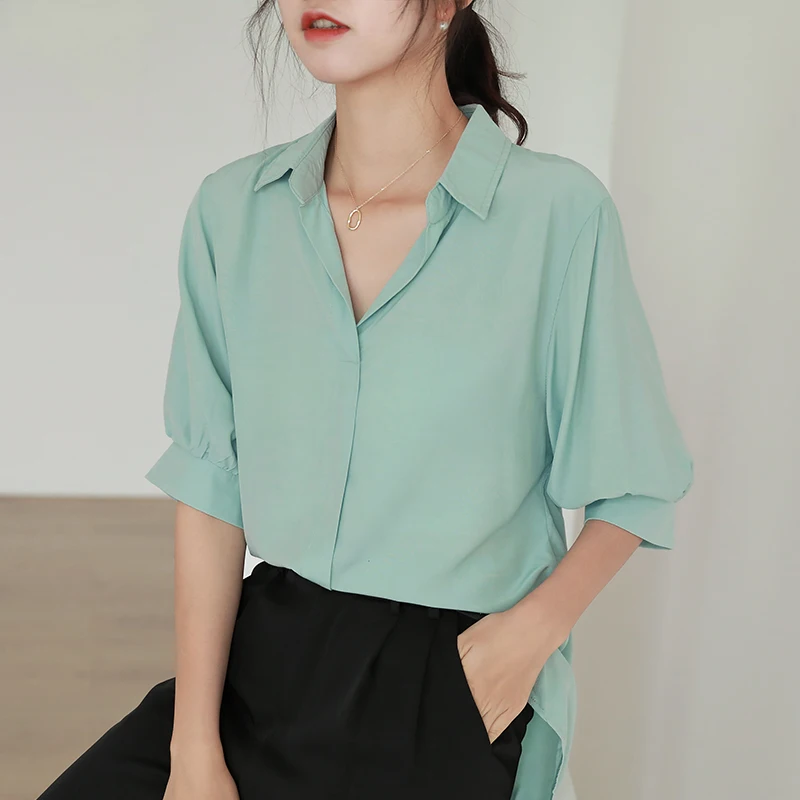 

New Design Korean Fashion Ladies Tops For Summer Season Thin Women Shirts Three Quarter V-Neck Casual 2022 Girls Blouses