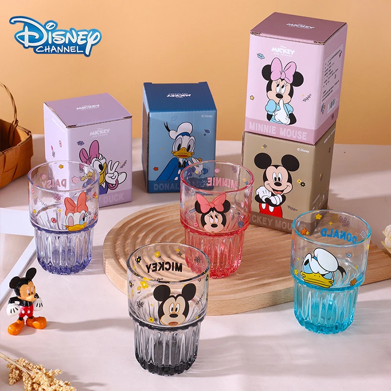 Стеклянная чашка с Микки-Маусом