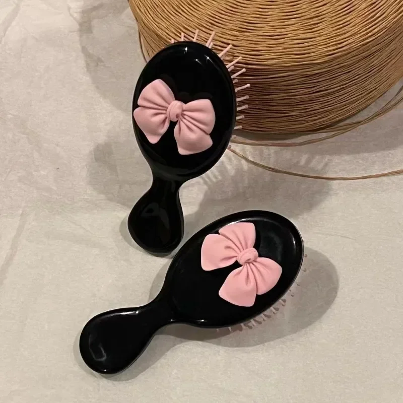 Гребень с ручкой и мультяшным рисунком для массажа головы Антистатическая