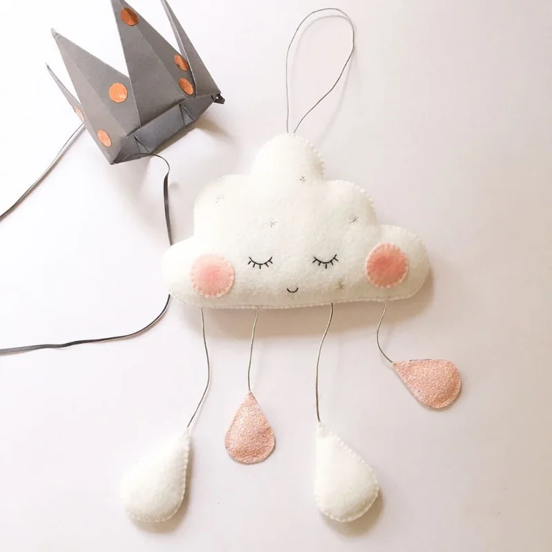 

2021 Cute Felt Clouds Raindrop Nursery Decor Nordic Style Kids Room Decoration Ins Baby Photo Props Home Wall Hanging Decor