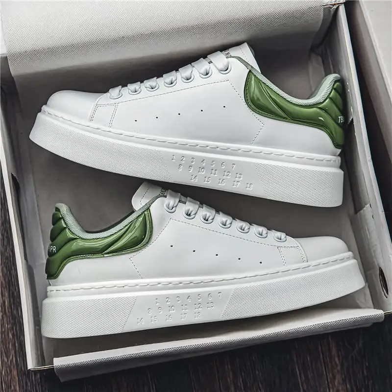 Осенние белые туфли на толстой подошве 2024 популярные онлайн-спортивные с кожаной