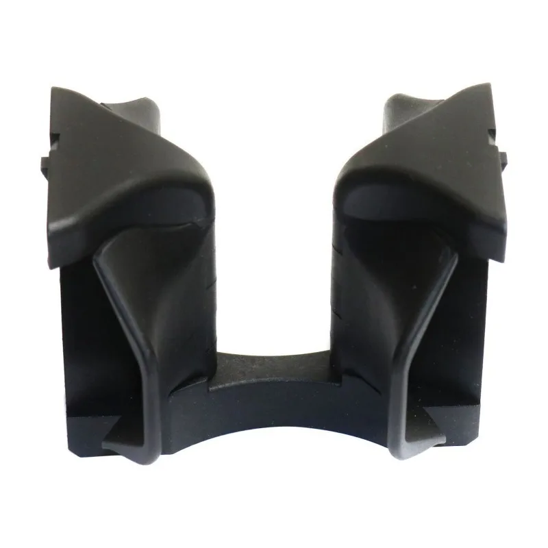 Фото Подстаканник в центральном подлокотнике 2046802391 для Mercedes Benz C/E W204 W212 W207 №1