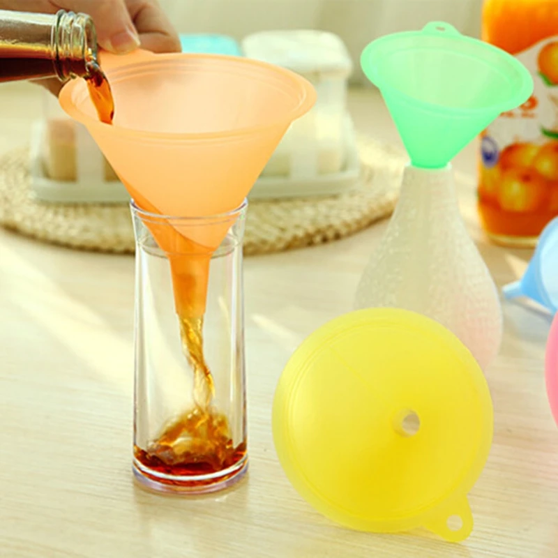 

5Pcs Colorful Plastic Funnel Small Medium Large Variety Liquid Oil Kitchen Set T21C