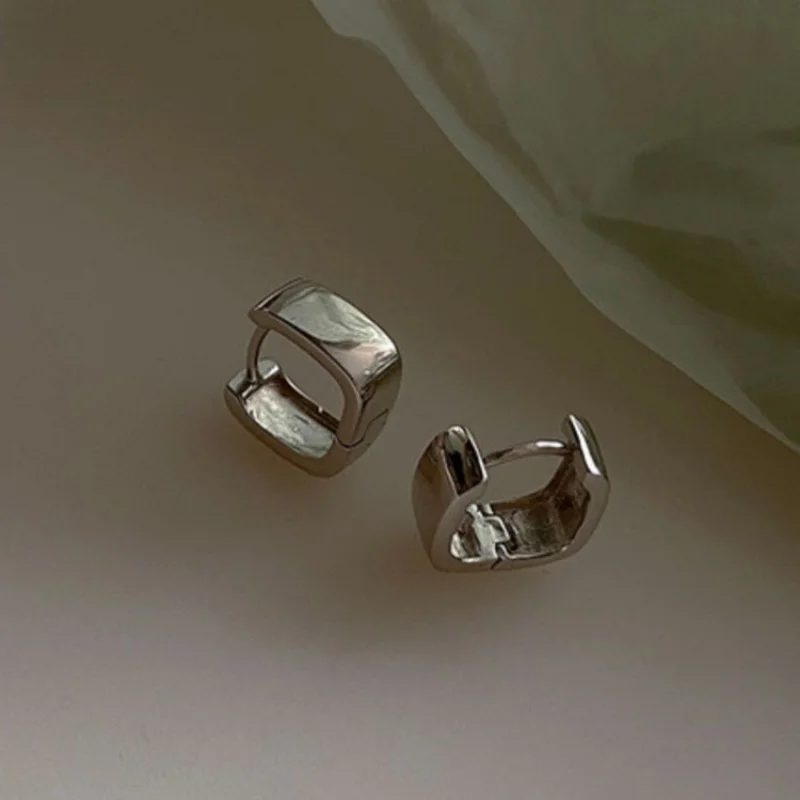 

Fashion 925 Sterling Silver Square Earrings for Women Men Korean Geometric Elegant Wedding Party Bride Jewelry Prevent Allergy