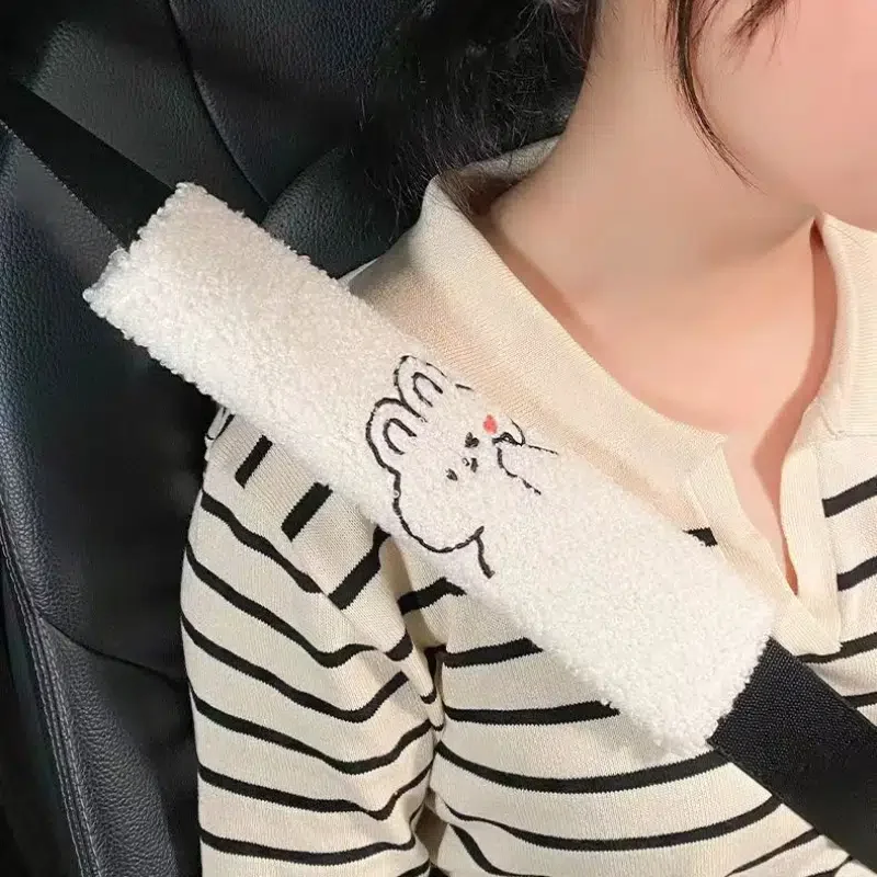 

1 pc Car Seat Belt Pad Universal Seat Belt Shoulder Strap Cover Seatbelt Protector Pad With Sweet Rabbit Pattern For Car And Bac