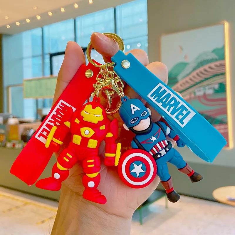 

Disney Iron Man Keychain Cartoon Cool Captain America Thanos Keyring Fashion Couple Backpack Ornament Car Key Chain Gift Boy Kid