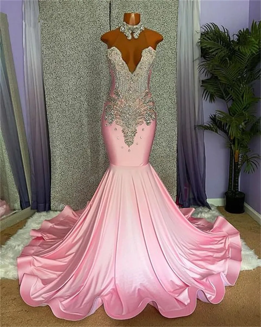 

Luxury South African Prom Dresses Mermaid Halter Beaded Pink Black Girls Nigeria Robe De Soiree Evening Dresses Gown