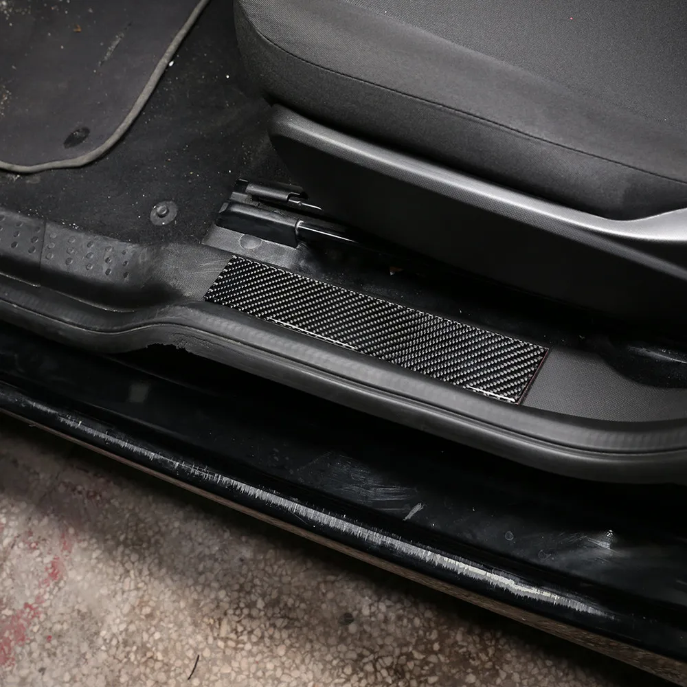 Стильная наклейка из углеродного волокна для защиты порога от царапин Mercedes Benz Smart