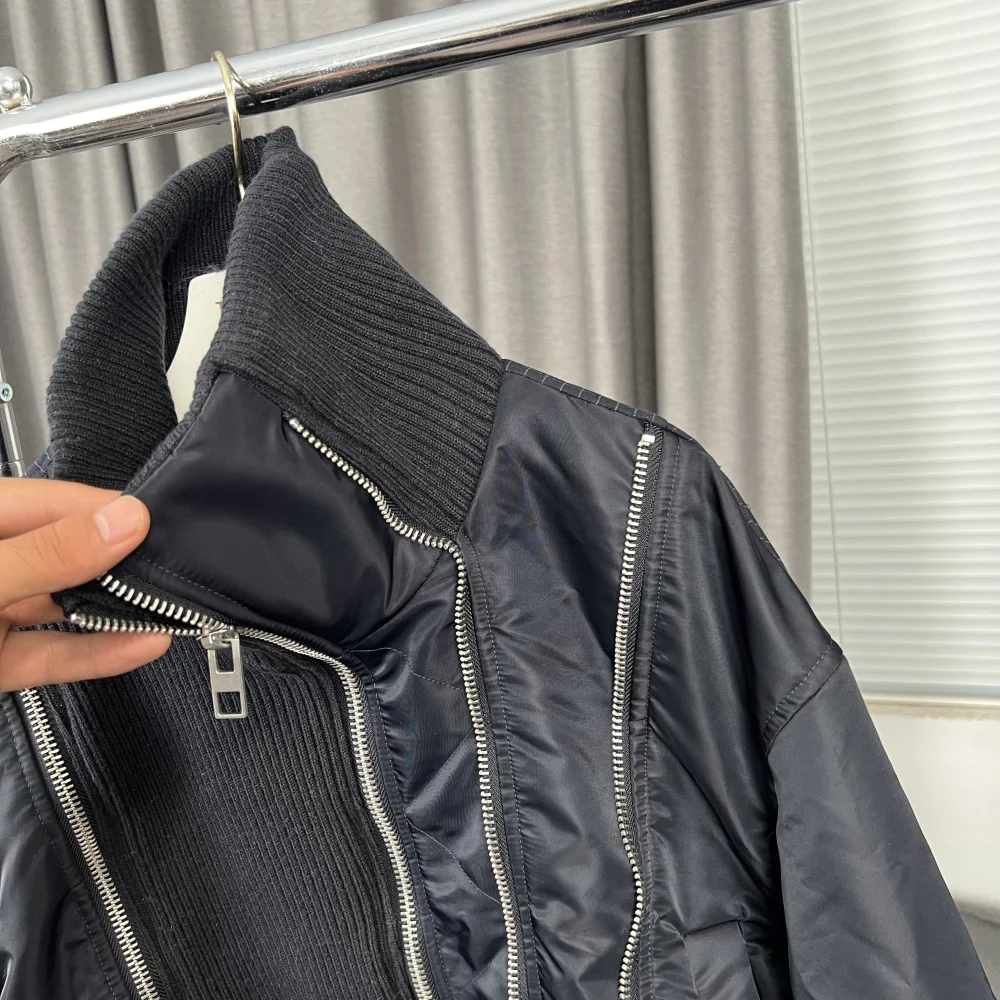 Рисунок 6 - Куртка-бомбер ETJ2023New с высоким