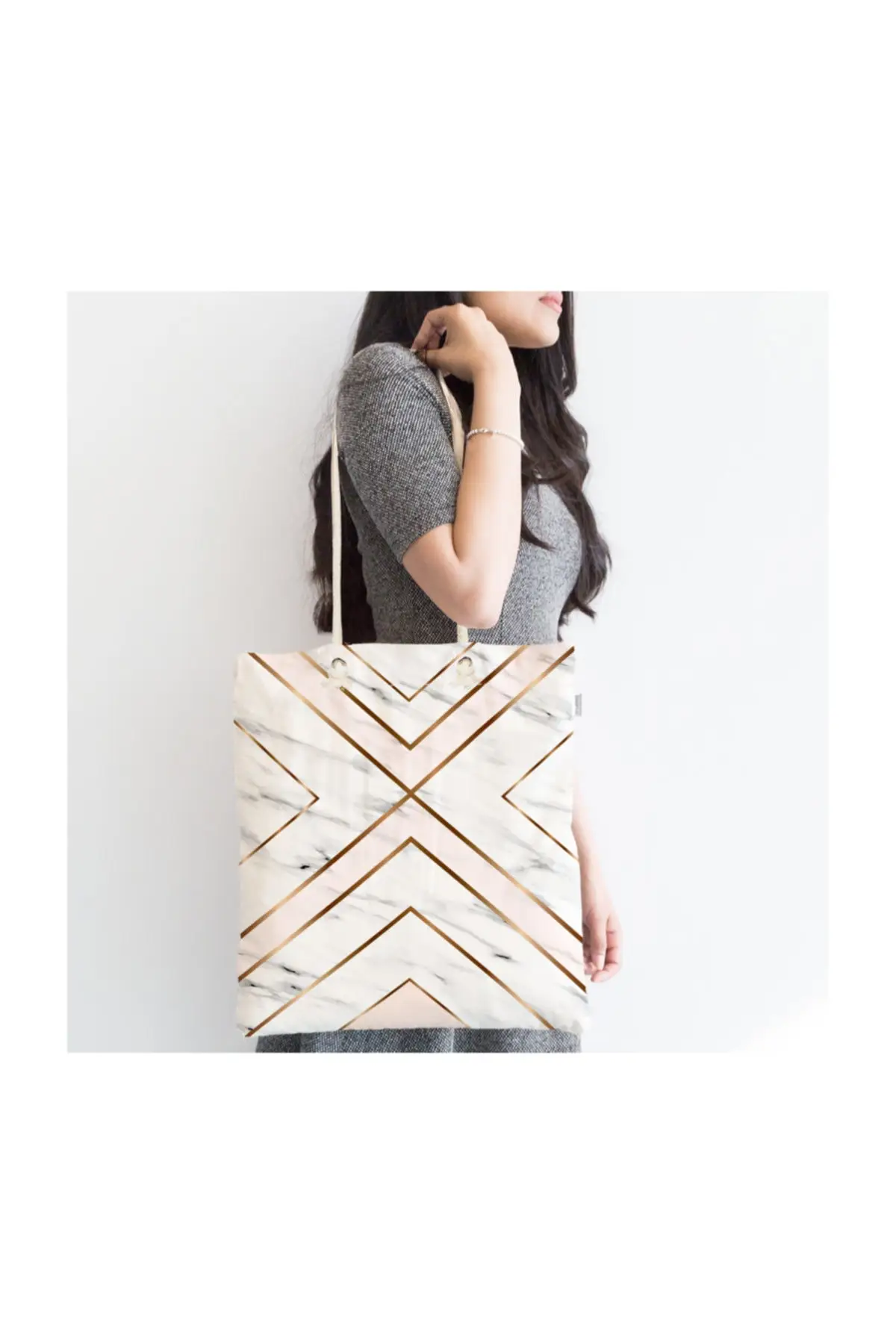 

Женская пляжная сумка на молнии, современная ткань с геометрическими деталями и мраморным полом, сумка-тоут, летние сумки для покупок