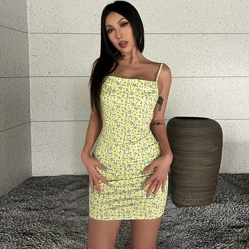 Новинка 2024 модное и соблазнительное платье на бретельках с одним воротником для
