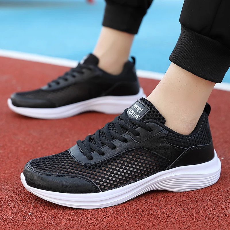 

Мужские дышащие сетчатые кроссовки, черные повседневные спортивные кроссовки с круглым носком, нескользящая обувь для тенниса на шнурках, лето 2023