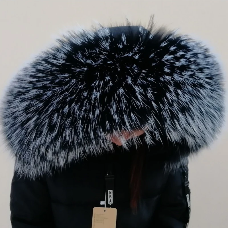 Зимний шарф из натурального меха енота