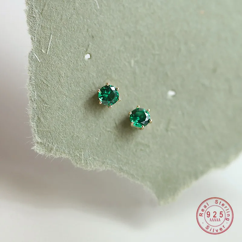 

Серьги-гвоздики женские из серебра 925 пробы с зеленым цирконием