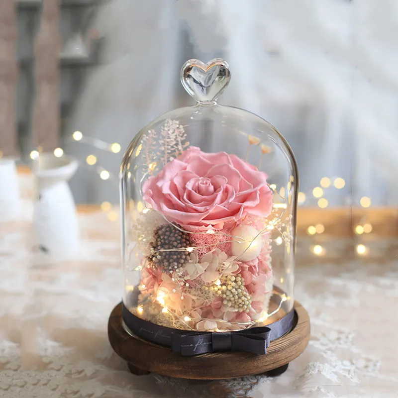 Стеклянная купольная ваза в форме сердца 12 х16 см