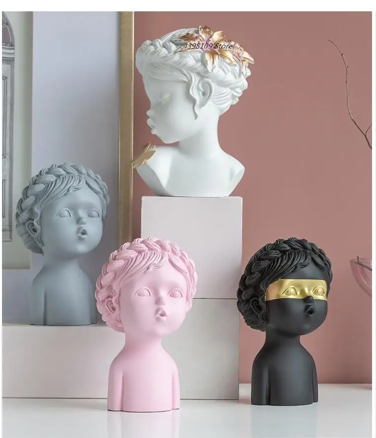 

Modern resin portrait sculpture decoration crafts butterfly girl statue family living room desktop decoration birthday gift