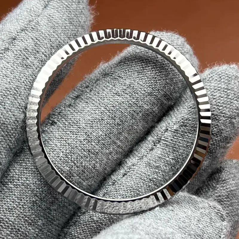 Фото Позолоченный белым золотом безель для часов Datejust 36 мм 126234, 41 мм 126334, высококачественные запасные части для часов. №4