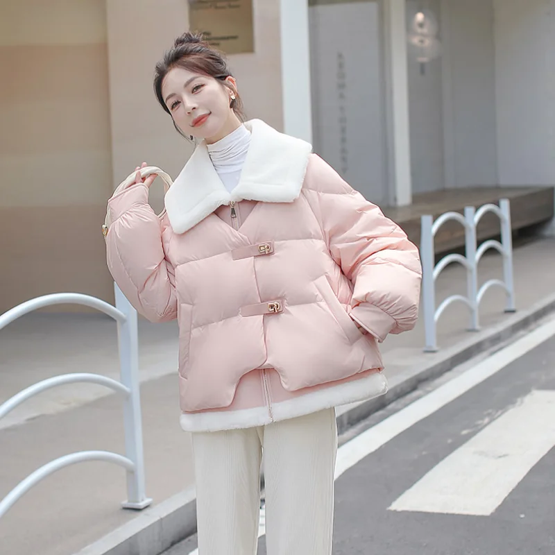 zimowy ciepły płaszcz 2024 nowa krótka kurtka puchowa z dużymi klapami modna fałszywa dwuczęściowa Sweet Girl Sense Bread