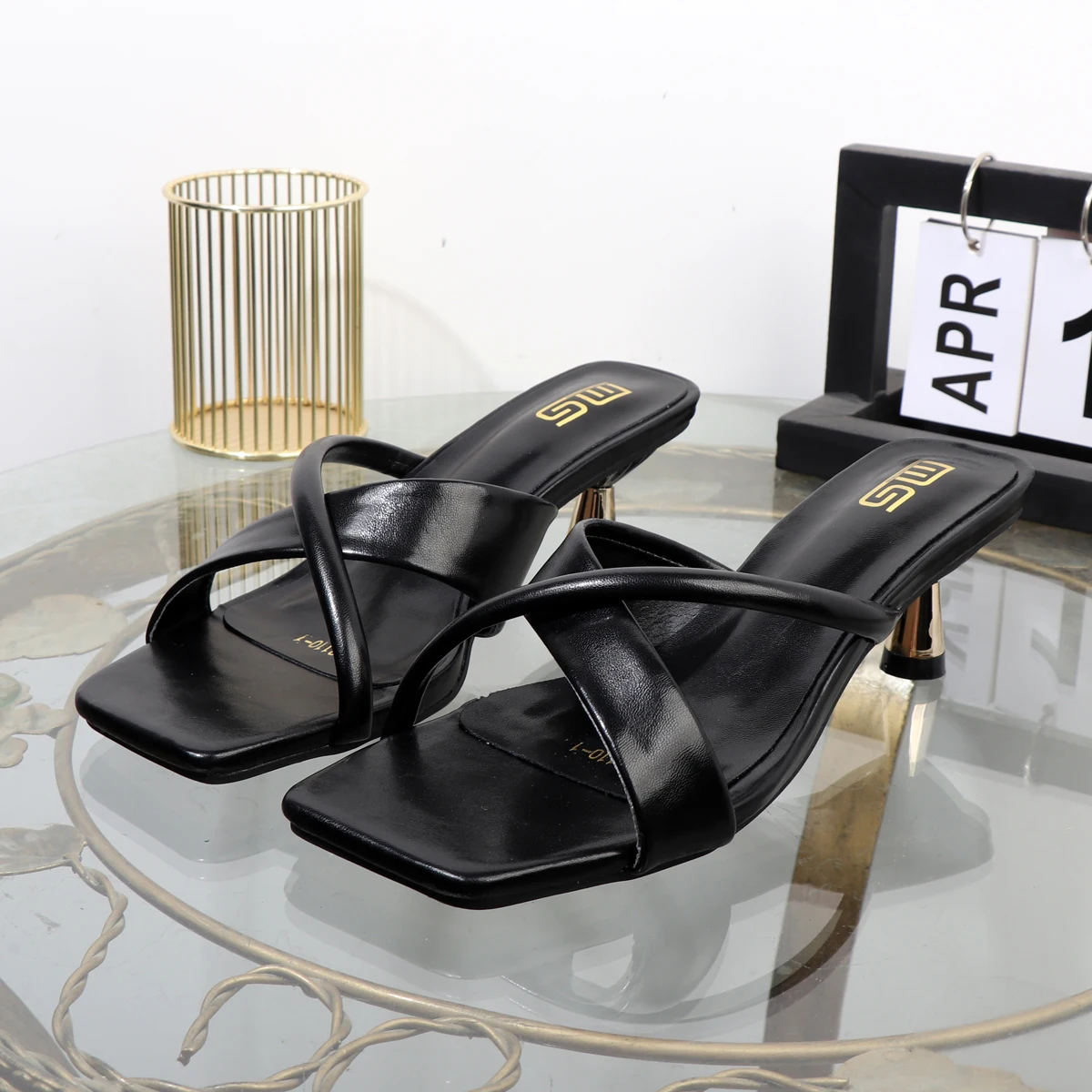 In the summer of 2023 the new square head and low heel wear sexy sandals versatile fashion thin heels large size black slippers