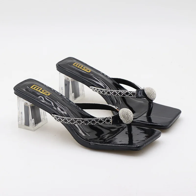 Шлепанцы женские на высоком каблуке квадратный носок сланцы большие размеры